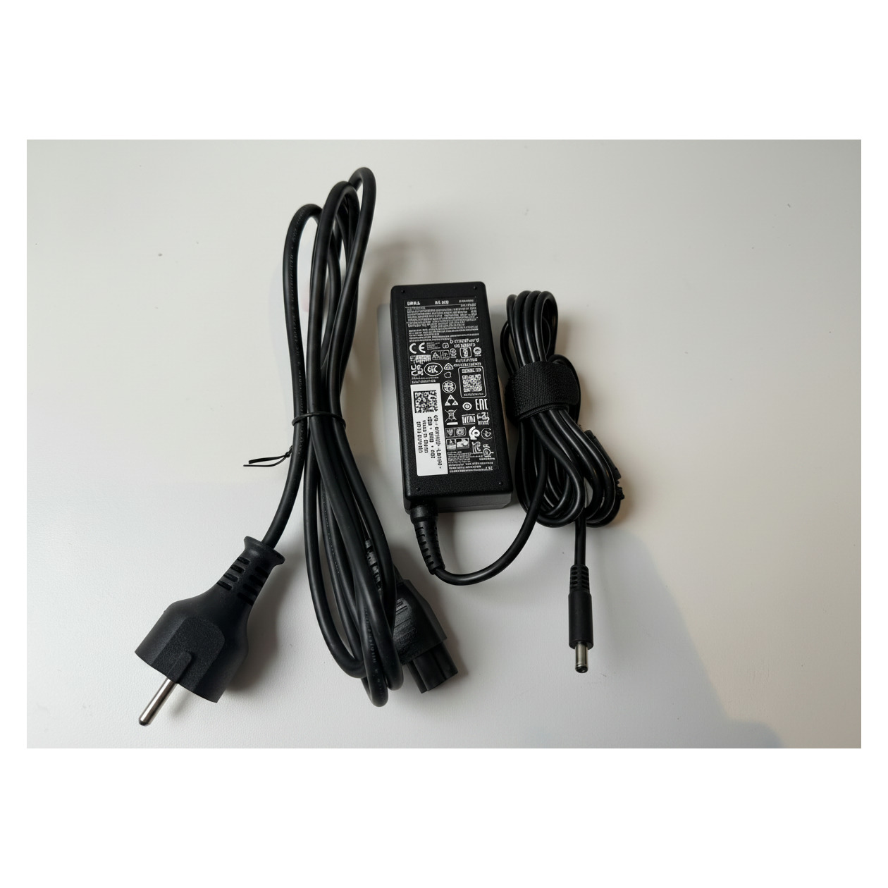 Nyskick! Begagnad Dell Original AC adapter 0W1N63 65W 19.5V 3.34A