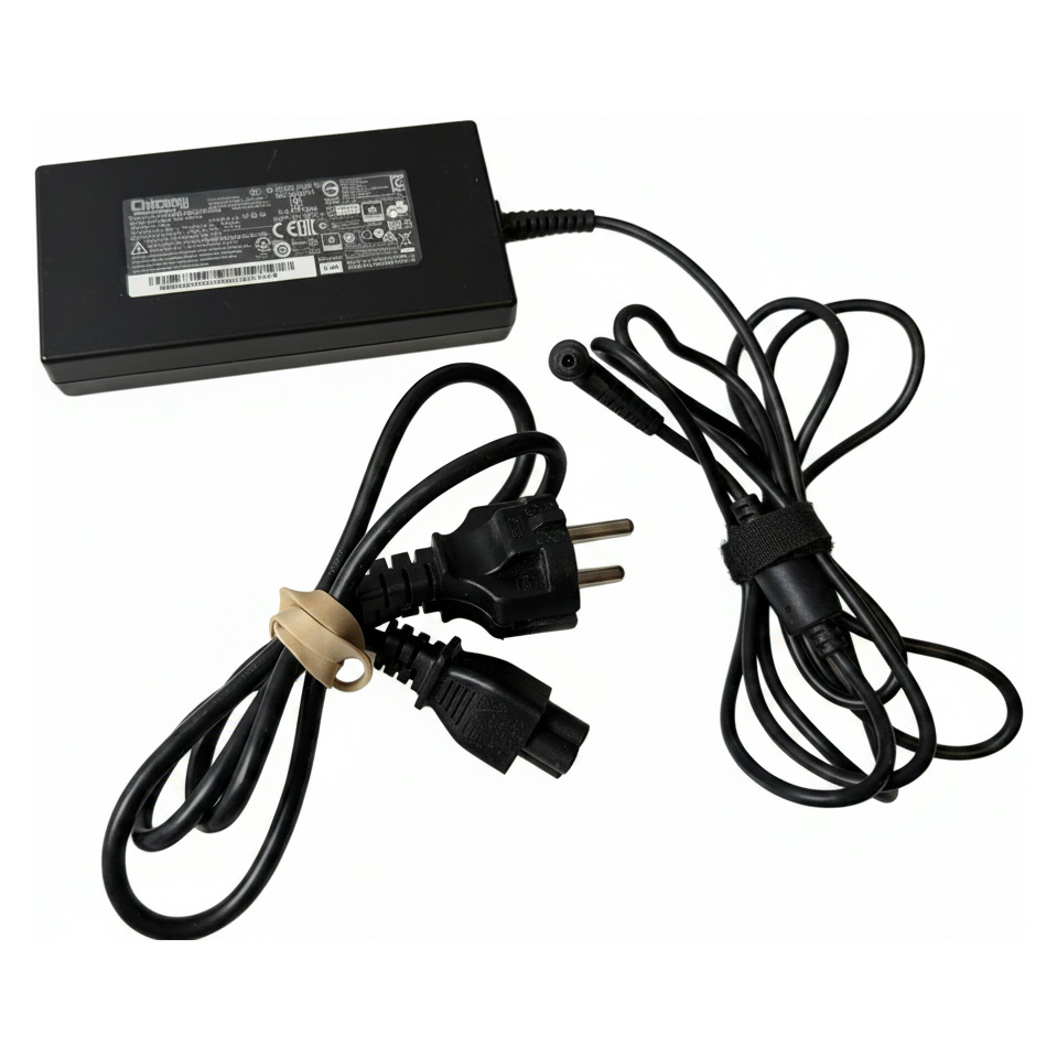 Begagnat Chicony 150W MSI Laptop-laddare 20V 7.5A 4.5 x 3.0mm med Pin A18-150P1A