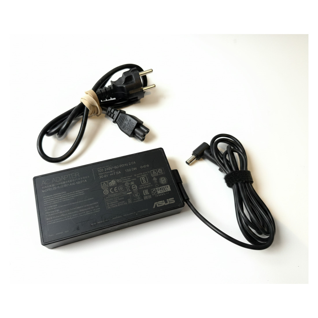Begagnad Original Laddare 150W 6x3,7mm ASUS TUF ROG VivoBook 20V 7.5A A18-150P1A