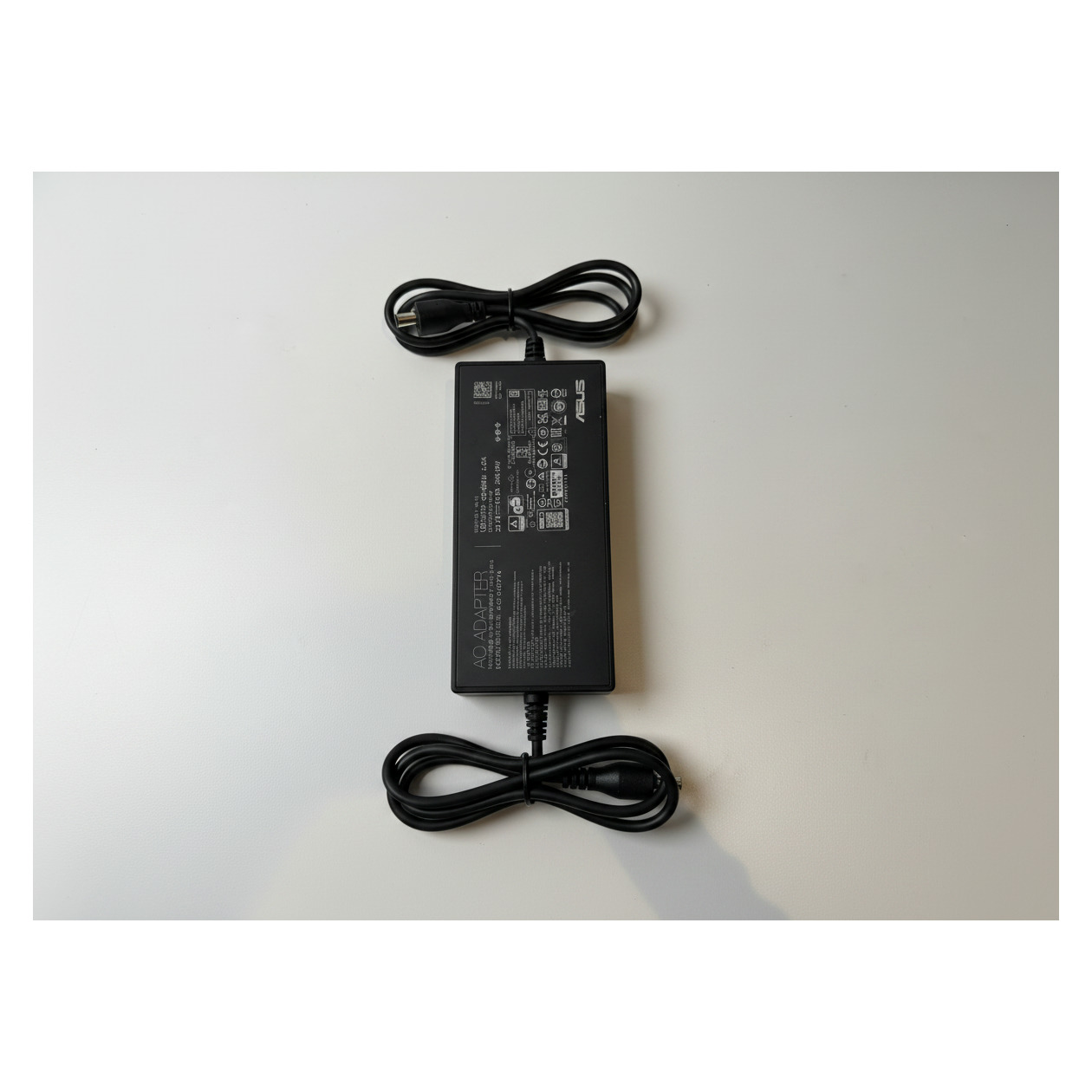 Begagnad Original Laddare 240W ASUS ROG / TUF Gaming 20V 12A Modell A20-240P1A