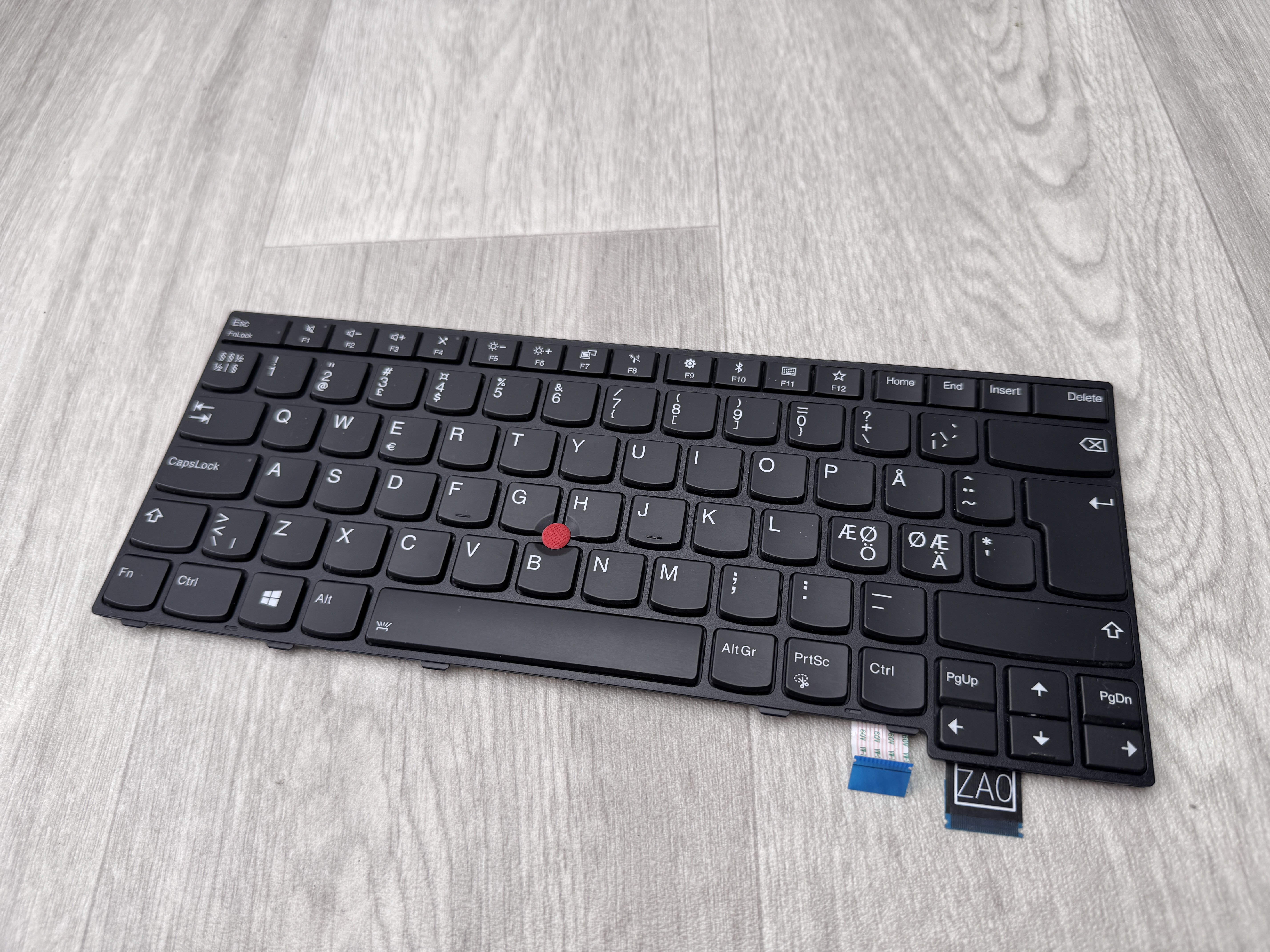 Begagnat Original Lenovo Nordic Keyboard ThinkPad 13 Gen2 T460S T460P T470S T470P FRU 01EN763