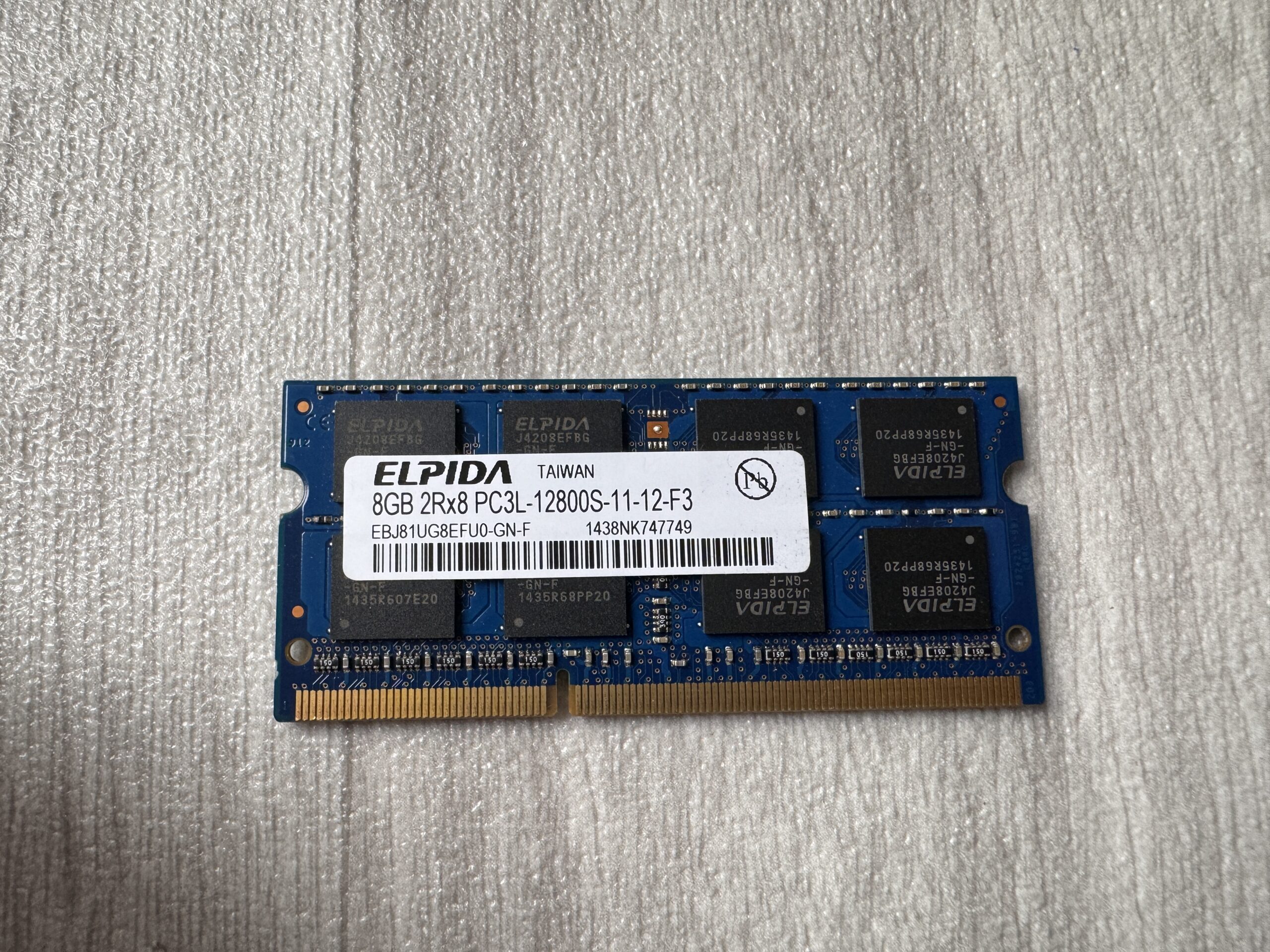 Begagnat 8GB DDR3L (1x8GB) Elpida SODIMM 2Rx8 PC3L-12800S 1600MHz