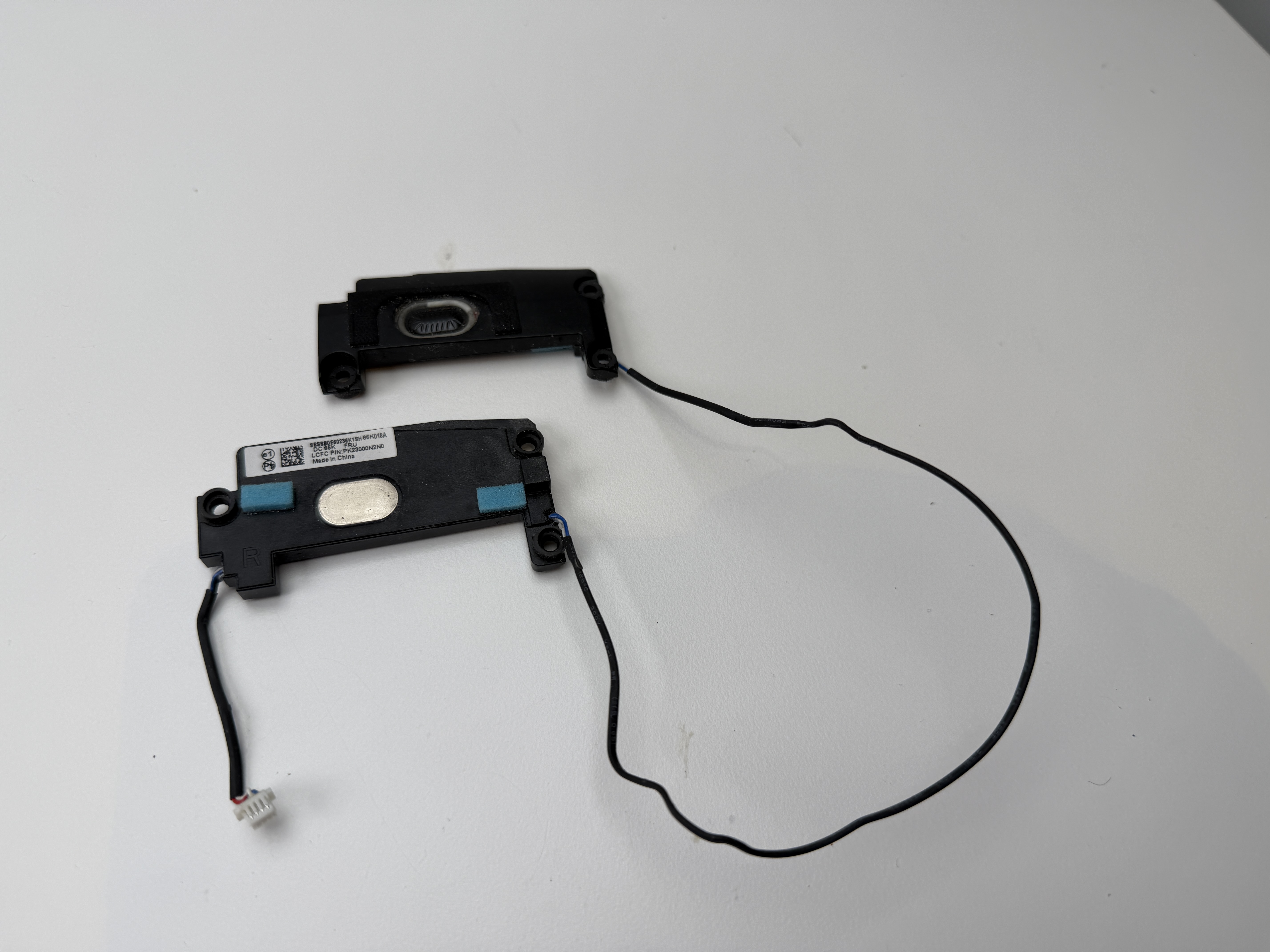 Begagnad e Original Lenovo Högtalare Speakers ThinkPad T460s T470s 00JT988 PK23000N2N0