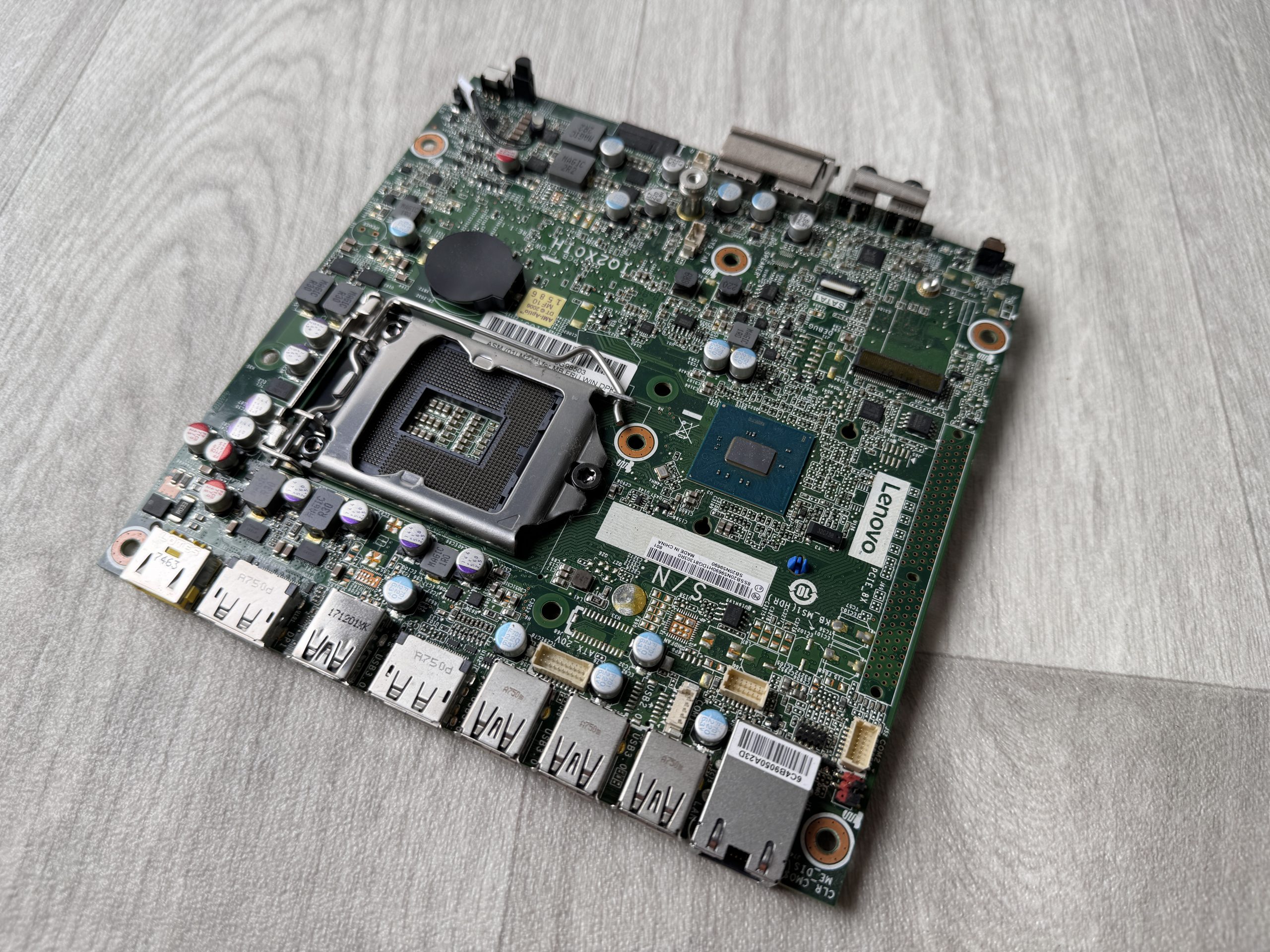Begagnat Original Reservel Lenovo ThinkCentre moderkort M710Q (10MQ S0VH00)